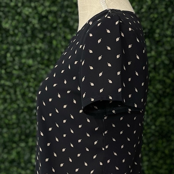 Loft Top - Picture 2 of 6